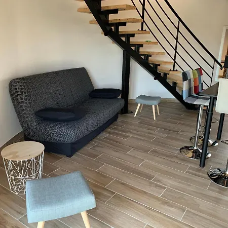 Gite Manulau 乡村民宿 Turqueville