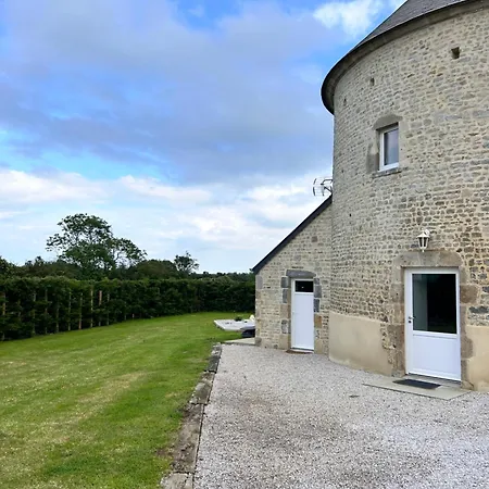 Gite Manulau 乡村民宿 *